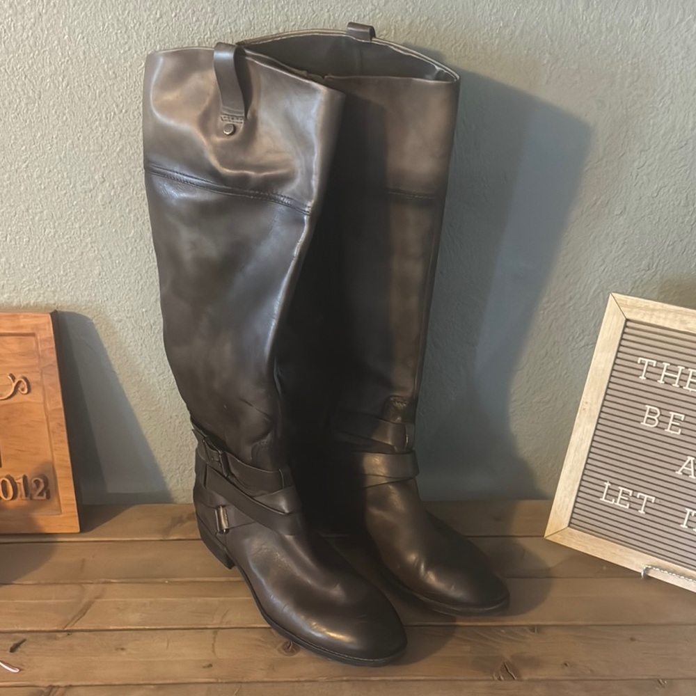 Vince Camuto Black Heeled Boots with Equestrian Style